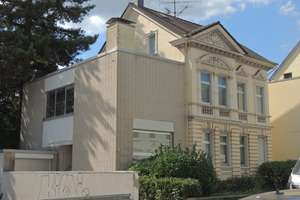 ***SG.-WALD***  HERRSCHAFTLICHES 1-FAMILIENHAUS MIT SCHWIMMBAD UND EHEMALIGER ARZTPRAXIS IM  EG.