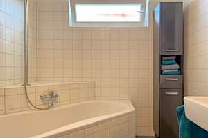 Gepflegte Etagenwohnung mit Balkon und Tiefgaragenstellplatz zum Kauf in Hamburg Altona-Wentzel Dr. – Die vollständige Adresse der Immobilie erhältst du vom Anbieter., 22765 Altona-Nord, Hamburg – Vorschaubild 17