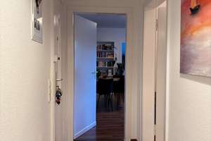 3,5-Zimmer-Wohnung im 3. OG mit Balkon in Gelsenkirchen-Am Schillerplatz – Am Schillerplatz 23, 45883 Feldmark, Gelsenkirchen – Vorschaubild 2