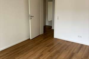 Kernsanierte 2-Zimmer Wohnung mit Sonnenbalkon in Alt-Heerdt – Alt-Heerdt 26, 40549 Heerdt, Düsseldorf – Vorschaubild 21