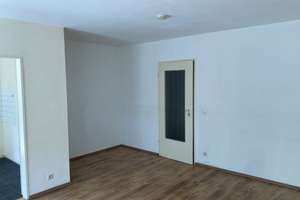 Single Appartement mit Balkon – Altendorfer Str. 403, 45143 Altendorf, Essen – Vorschaubild 3