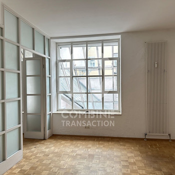 Helle Büroeinheit mit Wohlfühlcharakter. exklusiv bei combine Transaction