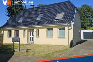 Wohnen und vermieten: Energetisch saniertes Haus mit 2 separaten Wohneinheiten – Rendsburg-Eckernförde (Kreis) – Vorschaubild 1