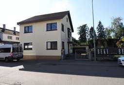 Aussenansicht straßenseitig