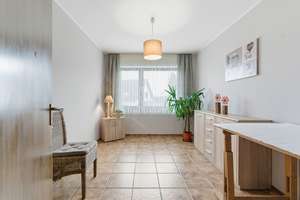 Freistehendes Einfamilienhaus mit großem Garten, Fußbodenheizung, Kamin und Doppelgarage in Waldorf – Die vollständige Adresse der Immobilie erhältst du vom Anbieter., 53332 Bornheim – Vorschaubild 44