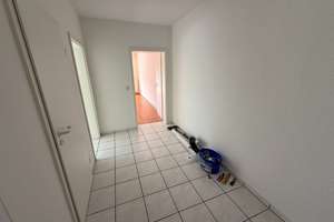 2,5 Zimmer Wohnung mit Süd-Balkon und Tiefgaragenstellplatz in Paderborn – Die vollständige Adresse der Immobilie erhältst du vom Anbieter., 33100 Kernstadt, Paderborn – Vorschaubild 4