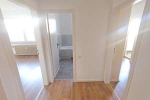 Zentral Wohnen - 86m² - 3 Zimmer, Küche, Balkon, Aufzug – Die vollständige Adresse der Immobilie erhältst du vom Anbieter., 40210 Stadtmitte, Düsseldorf – Vorschaubild 4