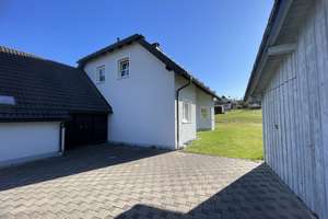 Haus in Fichtelberg/Neubau mit 2 Garagen, Garten, Sauna * Erstbezug nach Renovierung * – Die vollständige Adresse der Immobilie erhältst du vom Anbieter., 95686 Fichtelberg – Vorschaubild 7