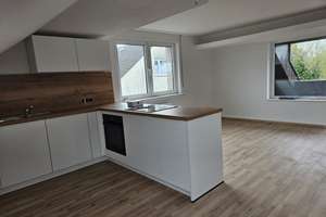 Helle 2,5-Zimmer Wohnung mit Balkon, neuer Küche und Einbauschränken in Leopoldshöhe – Rehweg 6, 33818 Leopoldshöhe – Vorschaubild 13