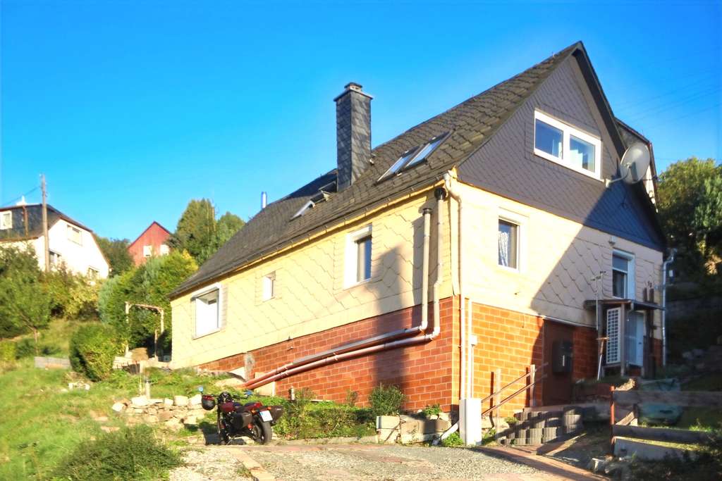 Immobilie in Bad Lobenstein - Kuschelnest am Saalestrand - EFH in Saaldorf am größten Stausee Deutschlands! - Bild 1