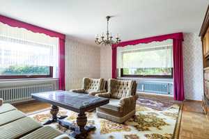 Großzügiges Wohnhaus mit Gestaltungsspielraum in begehrter Lage von Winterberg – Hochsauerlandkreis – Vorschaubild 9