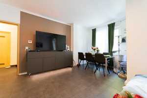 Sehr gepflegtes & potenzialreiches 10 Familienhaus in zentraler Lage mit 4 frei werdenden Wohnungen – Stuttgart – Vorschaubild 12