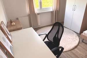 Voll ausgestattetes WG Zimmer ideal für Ausbildung & Studium. – Maler-Fischer-Straße 15, 7552 Bieblach-Ost, Gera – Vorschaubild 3