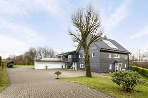 Mehrgenerationenhaus mit zwei Wohneinheiten und einer  Gewerbeeinheit – Oberbergischer Kreis – Vorschaubild 2