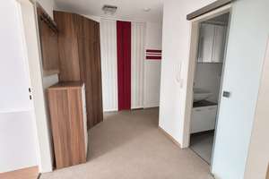 Vermietete 2-Zimmer-Wohnung mit Weitblick, Aufzug und Balkon - Kapitalanlage in Traunreut – Die vollständige Adresse der Immobilie erhältst du vom Anbieter., 83301 Traunreut – Vorschaubild 9