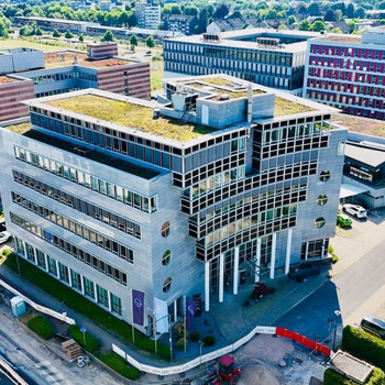 Ihr Personalisiertes Büro mit Innenhof