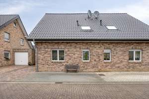 Neuwertig modernisierte DHH mit Garten, Garage, Top Ausstattung und Lage – Die vollständige Adresse der Immobilie erhältst du vom Anbieter., 47652 Weeze – Vorschaubild 4