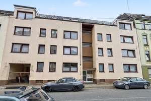 Gepflegte 3-Zimmer-Wohnung mit Balkon und Garage in Bremerhaven-Lehe