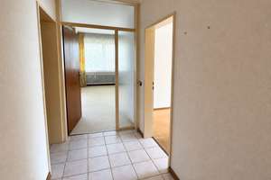 Renovierungsbedürftige 3-Zimmer-Eigentumswohnung mit Balkon und Stellplatz in Krefeld-Bockum – Grotenburgstraße 37, 47800 Bockum, Krefeld – Vorschaubild 2
