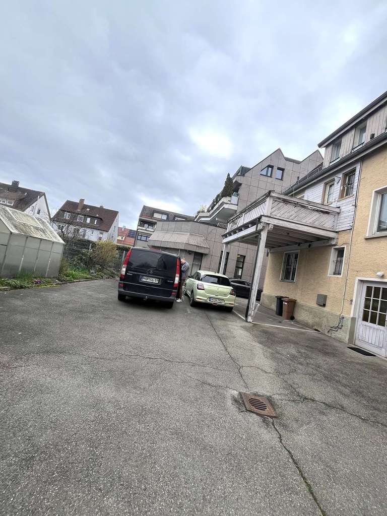 Immobilie in Friedrichshafen - Wohn- und Geschäftshaus in Friedrichshafen mit 3 Stellplätzen im Innenhof - Bild 2
