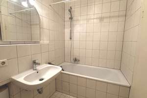 STILLVOLLE 3-ZIMMER-ALTBAUWOHNUNG IN BEGEHRTER LAGE NAHE DER WIESBADENER FUSSGÄNGERZONE! – Die vollständige Adresse der Immobilie erhältst du vom Anbieter., 65185 Mitte, Wiesbaden – Vorschaubild 10