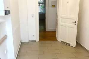Großzügig geschnittene 3 Zimmer Altbauwohnung mit Balkon – Körnerstr. 5, 65185 Mitte, Wiesbaden – Vorschaubild 8