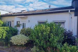Reihenmittelhaus in ruhiger Wohngegend in Ettlingen! – Die vollständige Adresse der Immobilie erhältst du vom Anbieter., 76275 Ettlingen – Vorschaubild 2