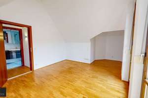 Einzigartige Dachgeschoss-Maisonette-Wohnung in exklusiver Villenlage von Pasing! – Die vollständige Adresse der Immobilie erhältst du vom Anbieter., 81243 Pasing, München – Vorschaubild 19