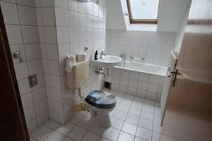 SI-Geisweid: Schöne 3-Zimmer DG-Wohnung mit Balkon – Sohlbacher Straße 116, 57078 Geisweid, Siegen – Vorschaubild 11