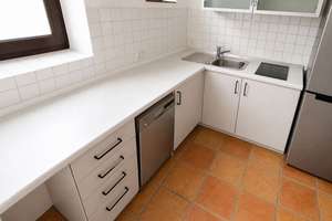 Schöne 70 m2 / 2,5-Zimmer Wohnung in Niederkassel mit Blick auf den Rhein – Die vollständige Adresse der Immobilie erhältst du vom Anbieter., 40547 Niederkassel, Düsseldorf – Vorschaubild 2