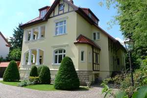 Exklusive Villa in Zehlendorf nahe Fischtal