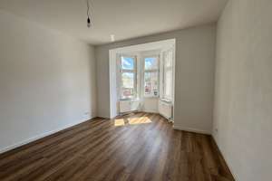 Moderne 3-Raumwohnung mit Balkon, EBK und Aufzug ! – Halberstädter Straße 86, 39112 Sudenburg, Magdeburg – Vorschaubild 2