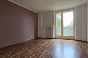 Viel Raum für Ihre Wohnideen: Attraktive 4-Zimmerwohnung mit zwei Balkonen und Garage – Die vollständige Adresse der Immobilie erhältst du vom Anbieter., 76131 Rintheim, Karlsruhe – Vorschaubild 10