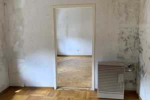 Leerstehendes MFH mit 5 Einheiten und viel Potential *ideal für Familien/ Handwerker* – Stuttgart – Vorschaubild 5