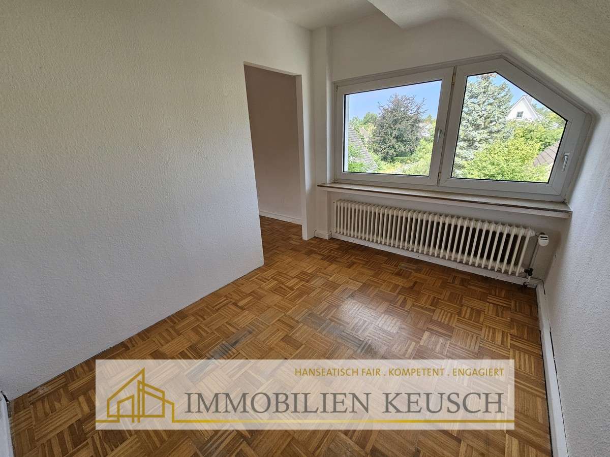 Immobilie in Achim - Helle 4-Zimmer-Wohnung mit großem Wohn-Esszimmer und vielen Fenstern ! Ruhige & zentrale Lage - Bild 5