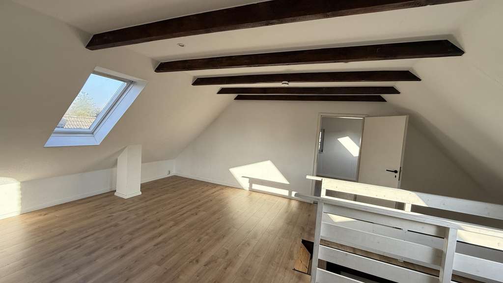 Schöne ETW mit Balkon und Garten nähe U-Bahn und EKZ