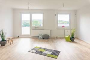 5-Raum-Maisonette-Wohnung mit Balkon – Alfred-Neubert-Str. 35, 9123 Markersdorf, Chemnitz – Vorschaubild 1