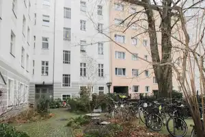 Charmante Einzimmerwohnung in Gründerzeitaltbau im Herzen von Berlin-Schöneberg – Berlin – Vorschaubild 3