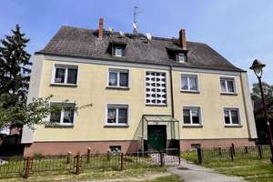 Gepflegtes Mehrfamilienhaus mit 6 Wohneinheiten in Linum