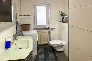 Exklusives Haus mit sehr gut vermietetem Gewerbe!
 – Breisgau-Hochschwarzwald (Kreis) – Vorschaubild 13