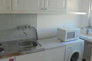sonniges 1 Zimmer Appartement mit separater Küche – 63067 Kaiserlei, Offenbach am Main – Vorschaubild 2