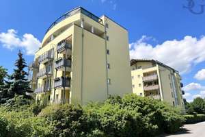 Leerstehende Wohneinheit mit Balkon und Tiefgarage