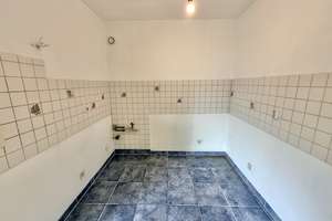 AB SOFORT FREI !! Sonnige 2 Zi.-Whg mit großem Süd-Balkon in Alt-Moosach – Treitschkestrasse 00, 80992 Alt-Moosach, München – Vorschaubild 4