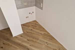 1-Zimmer-App. mit Einbauküche und Balkon - Innenstadt! – Dominikanerplatz 3b, 97070 Altstadt, Würzburg – Vorschaubild 3