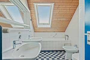 Property thumbnail 26