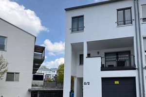 Modernes Reihenendhaus in Böfingen