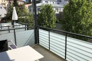 Möblierte 1-Zimmer-Wohnung mit großem Balkon **direkt am Ringpark** – Friedrich-Ebert-Ring 21b, 97072 Würzburg – Vorschaubild 3