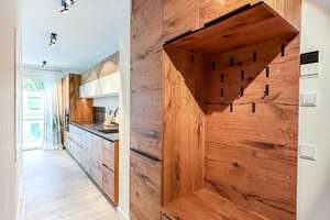 Luxuriöse vollmöblierte Designerwohnung in Harlaching mit Einbauküche und Balkon – Geiselgasteigstraße 100, 81545 Harlaching, München – Vorschaubild 16