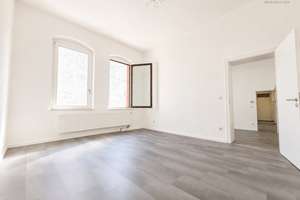 Lichtdurchflutete und renovierte 3-Zimmer-Altbauwohnung in zentraler Lage der Fürther Südstadt – Die vollständige Adresse der Immobilie erhältst du vom Anbieter., 90763 Nördliche Südstadt, Fürth – Vorschaubild 4