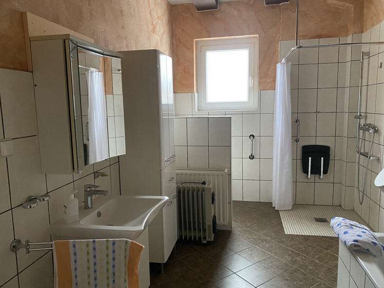 Immobilie in Freden (Leine) - Ein Hof mit Geschichte - Großzügiges Anwesen mit Fachwerkhaus! - Bild 6